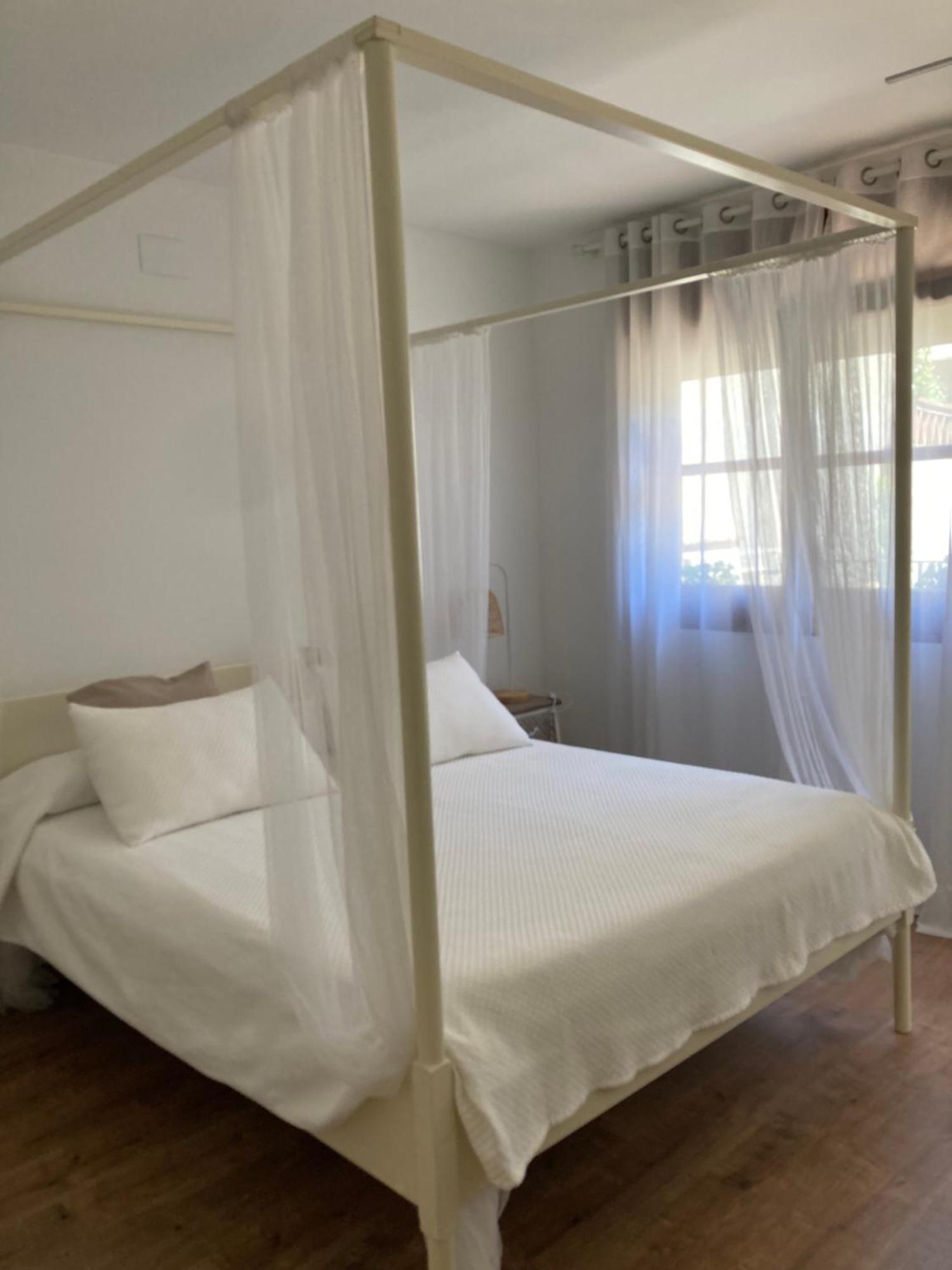Apartamento Centrico, Climatizado Y Totalmente Equipado De 3 Habitaciones Para 6-7 Personas Санта Колома де Фарнерс Екстериор снимка