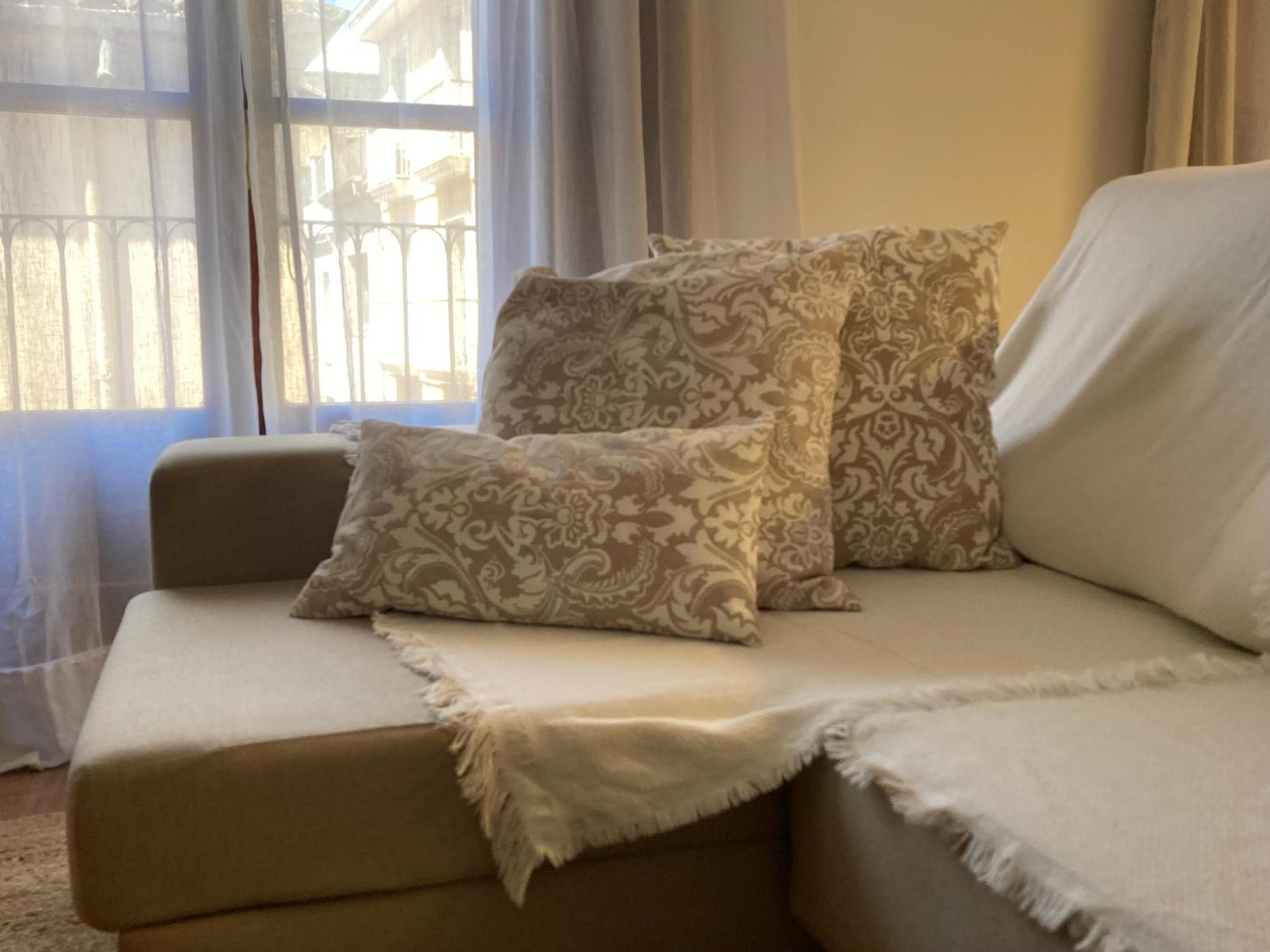 Apartamento Centrico, Climatizado Y Totalmente Equipado De 3 Habitaciones Para 6-7 Personas Санта Колома де Фарнерс Екстериор снимка